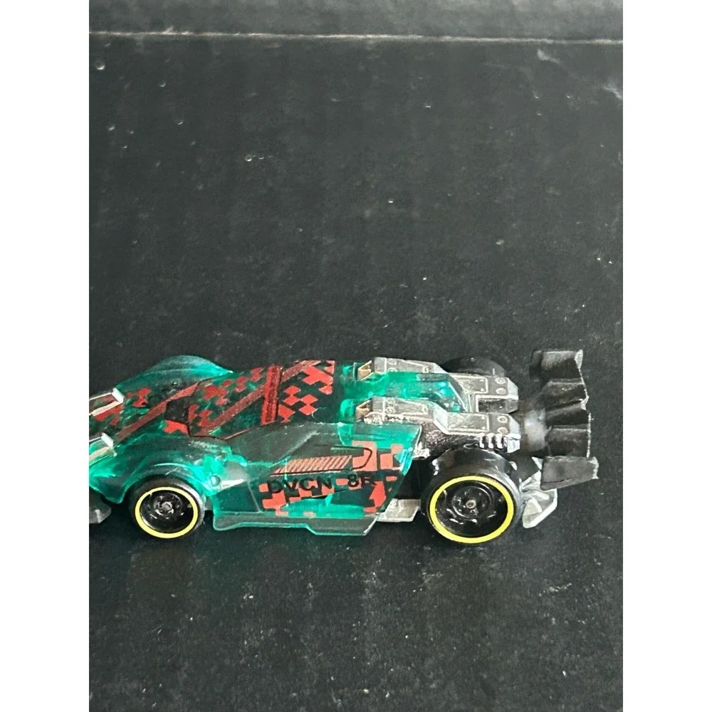 Hot Wheels 2020 Davansenator Green Translucent Spoiler Alert Diecast Car HW